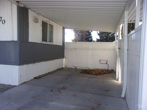 3rd image of 1715 W Flamingo Ave Trailer 70