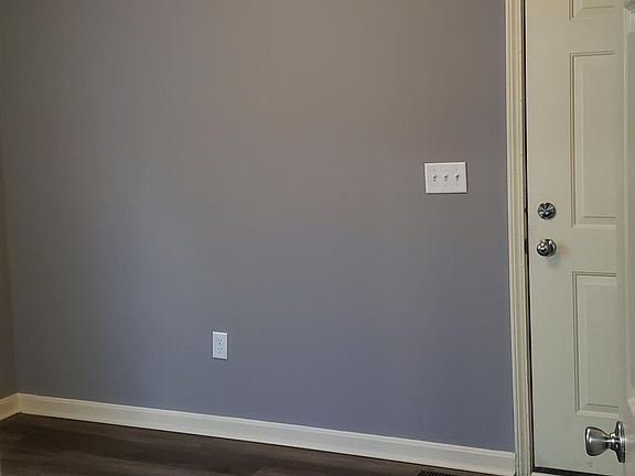 5th image of 574 Lilly Ave #1
