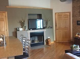 7509 Madison St APT D2, Forest Park, IL 60130