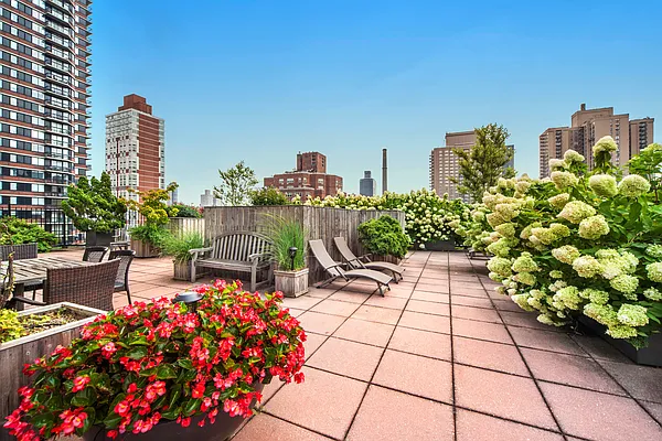 Sold by Brown Harris Stevens | media 8