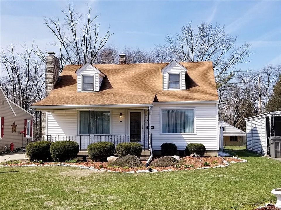 What awesome curb appeal...just wait until the flowers bloom!