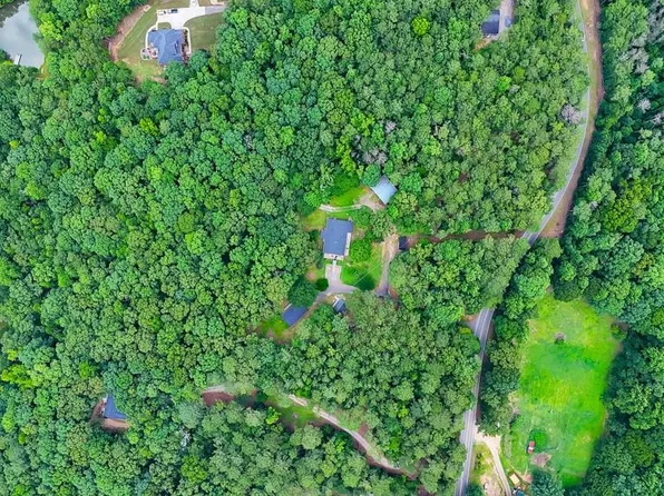 4941 N Helton Rd, Winston, GA 30187