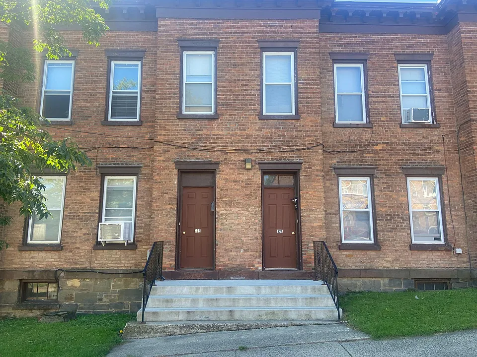 30-32 Vliet St