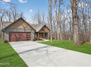 198 Albemarle Ln, Crossville, TN 38558