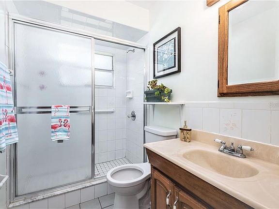 4th image of 6406 Alta Monte Dr