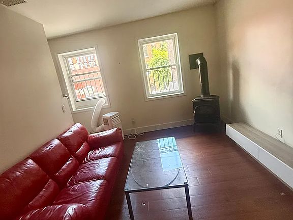 2nd image of 136 Washington St #3