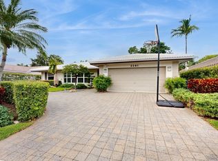 3361 N 40th St, Hollywood, FL 33021