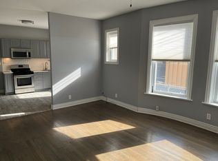 3105 W Diversey Ave APT 1R, Chicago, IL 60647