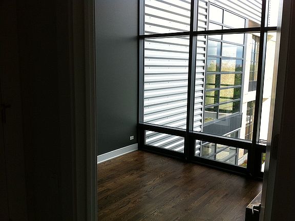 5th image of 1800 W Grace St APT 513