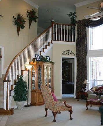 3rd image of 322 Martel Ln