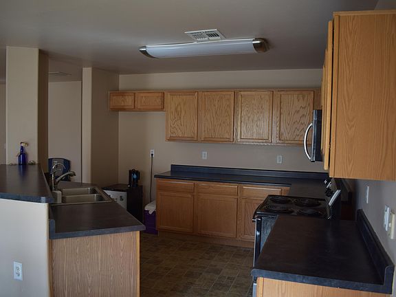 5th image of 691 W Desert Blossom Dr
