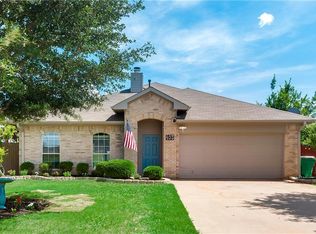 403 Madison Pl, Ponder, TX 76259