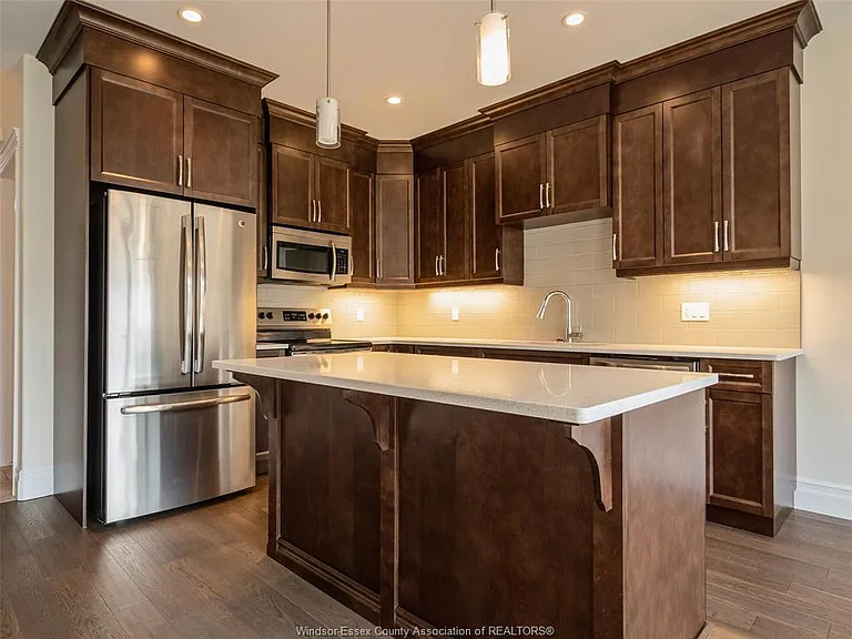 1397 Cypress Ave — Photo 8