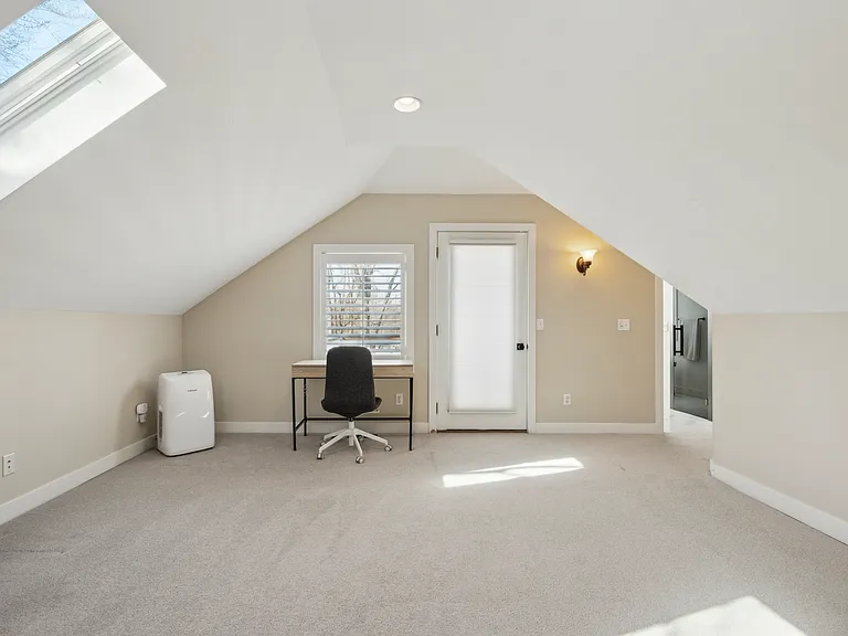 16108 Gleason Lake Rd — Photo 24