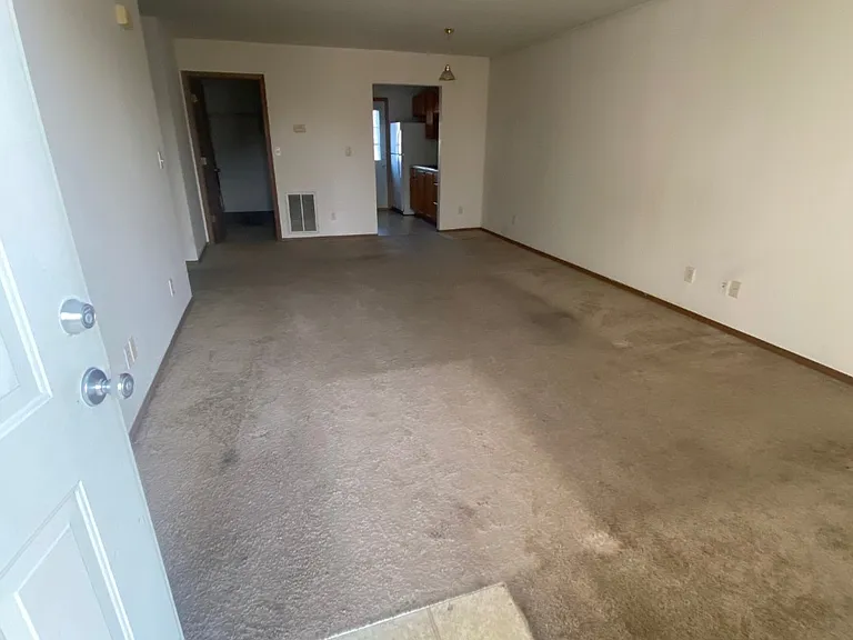 1508 E Boyton St — Photo 2