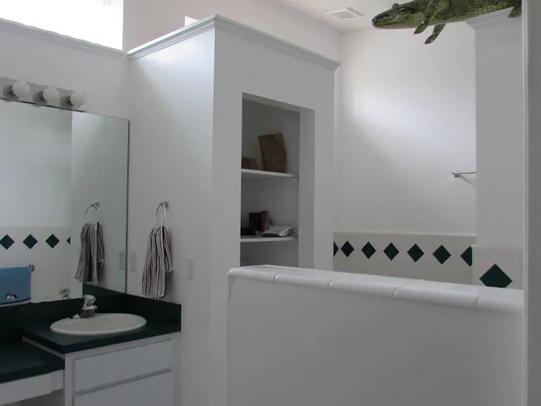 18 SE 44th St #3 — Photo 20