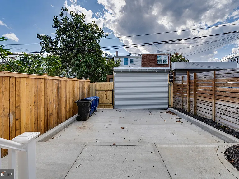 1323 Childress St NE — Photo 39