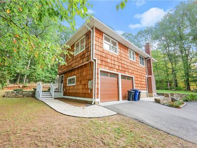 16 Red Oak Lane, Norwalk, CT, 06850