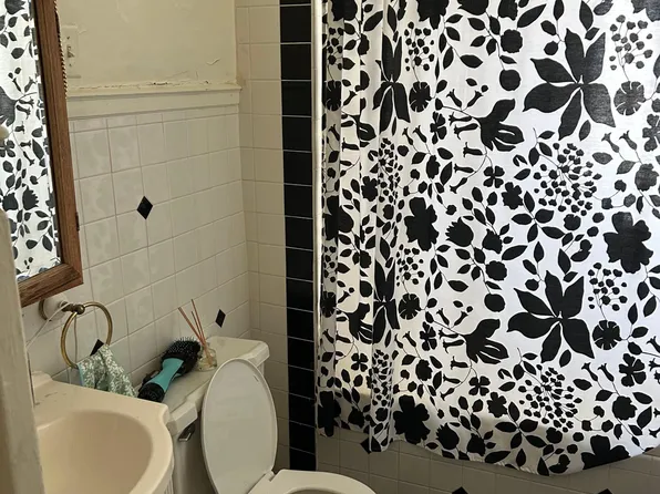 1536 N Franklin Pl #1, Milwaukee, WI 53202