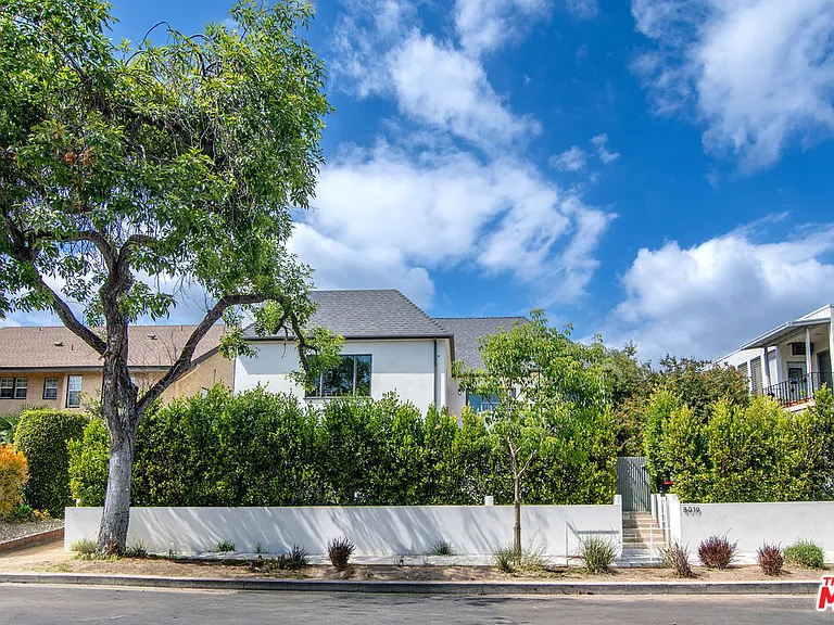 8021 Blackburn Ave #U — Photo 1