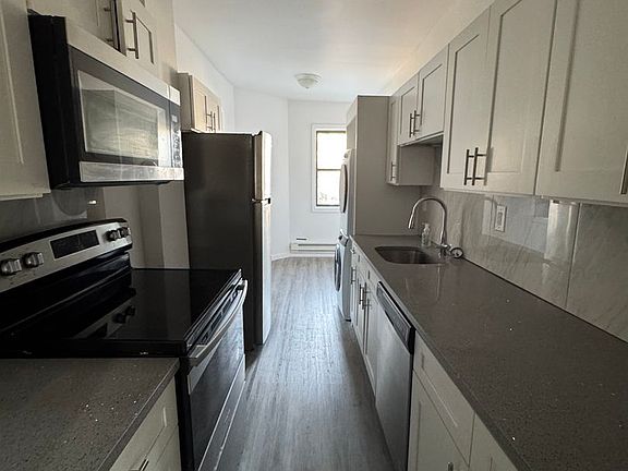 3rd image of 6751 N 13th St APT 3H
