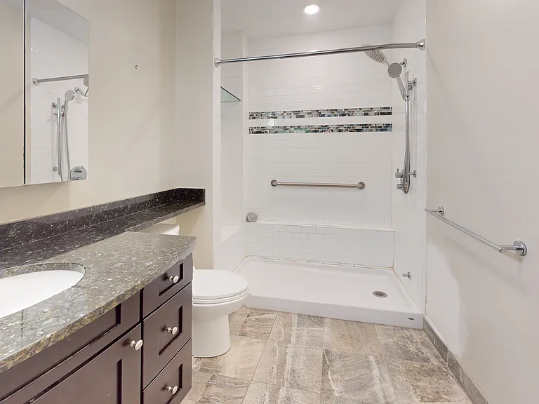 286 Main St #208 — Photo 8
