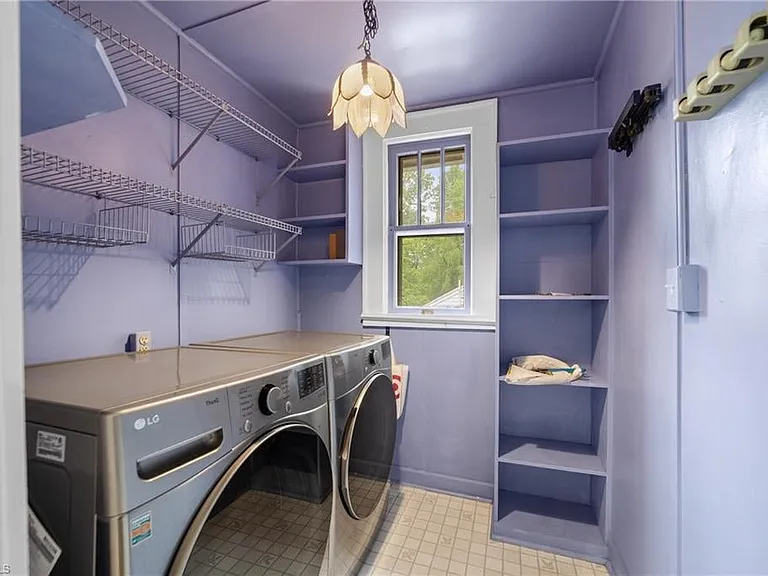 2083 Elizabeth Ave — Photo 20
