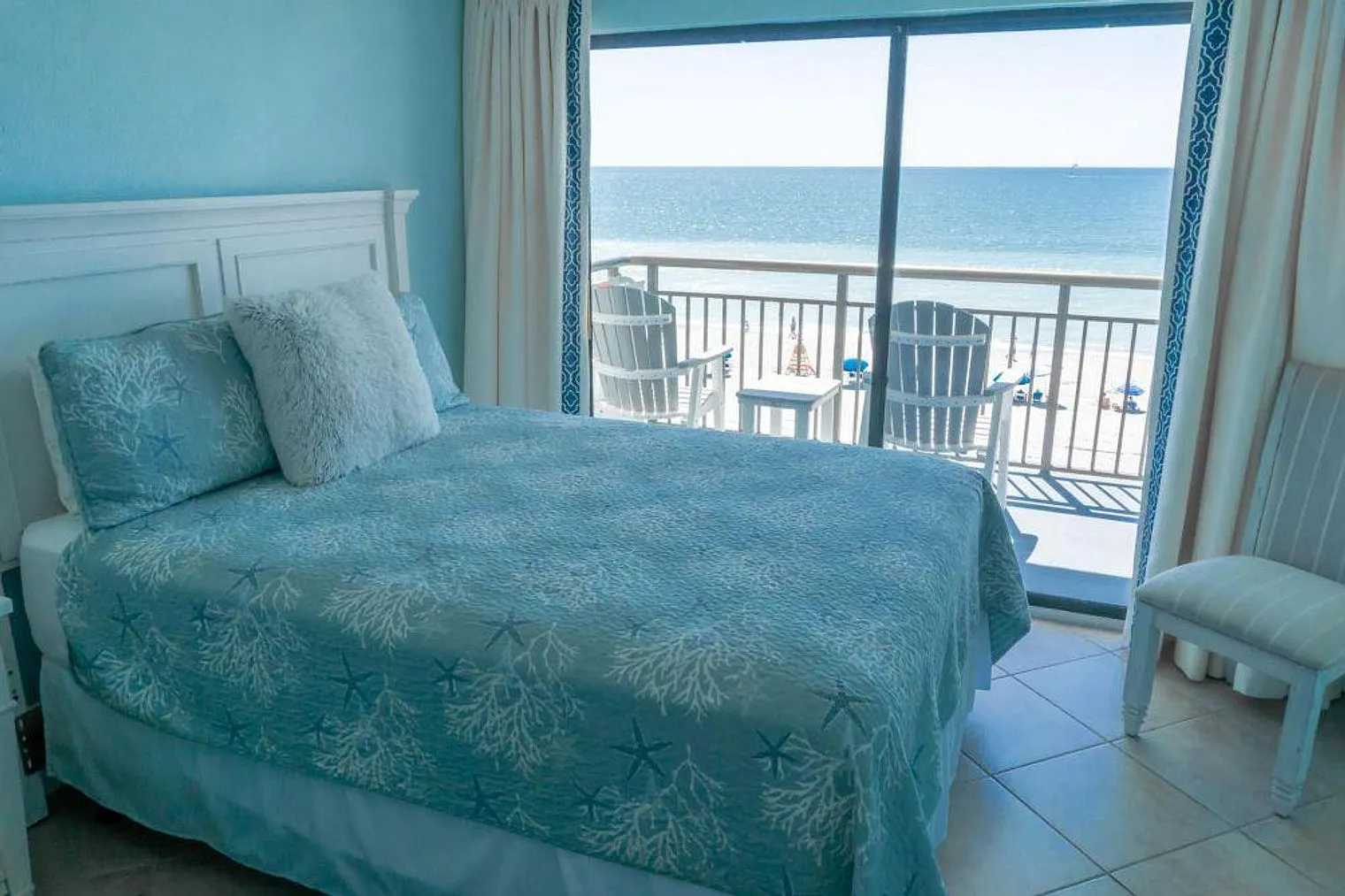 2 bed, 2.0 bath, 947 sqft, $6,503 — Photo 4