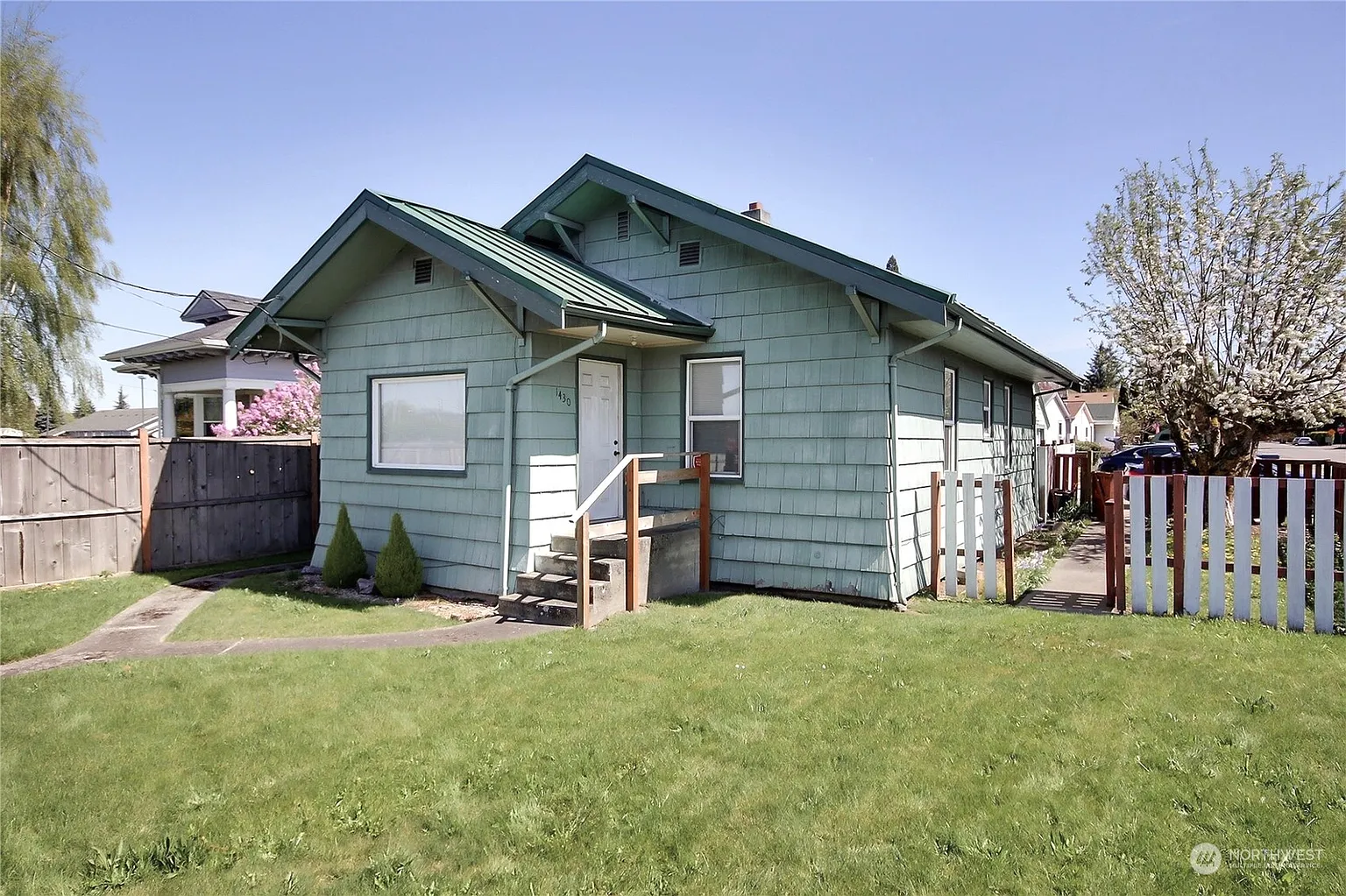1430 A Street SE photo 1