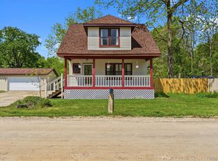 7489 Brockway St, Mount Morris, MI 48458