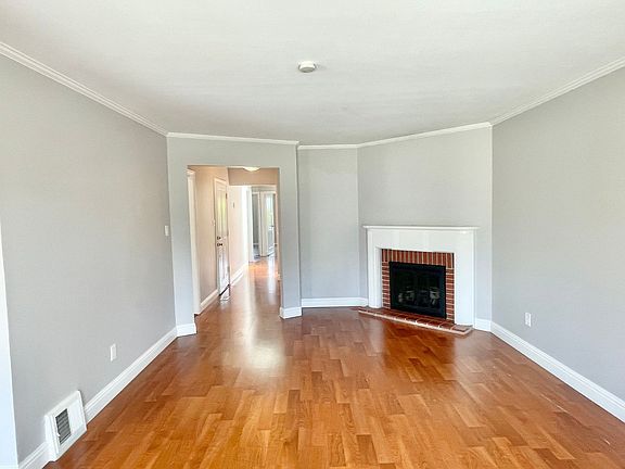 4th image of 83 Arroyo Way