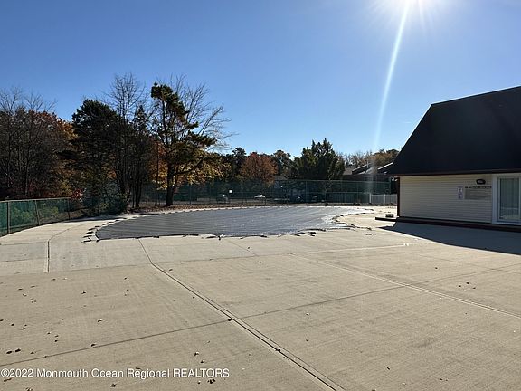 5th image of 115 Brandywine Ct #317