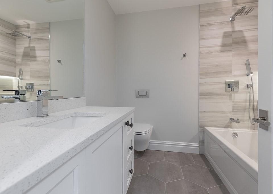 1st image of 131 W Newton St