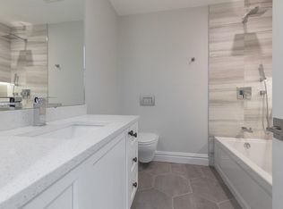 131 W Newton St, Boston, MA 02118
