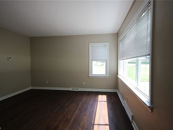 4th image of 33366 Electric Blvd