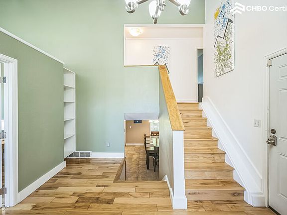 Foyer/main entrance