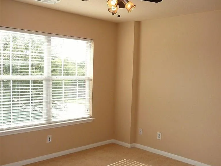 2716 Costa Azul Cv — Photo 28