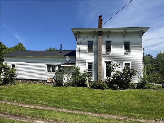 5th image of 1689 Hillsboro Rd