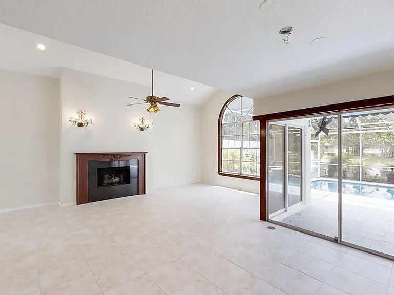 23330 La Vida Way — Photo 7