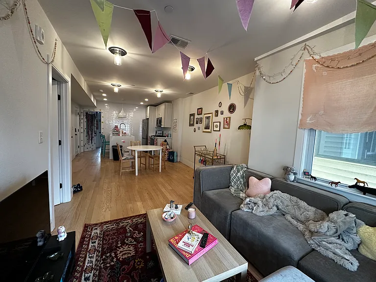 106 Bremen St #2 — Photo 3