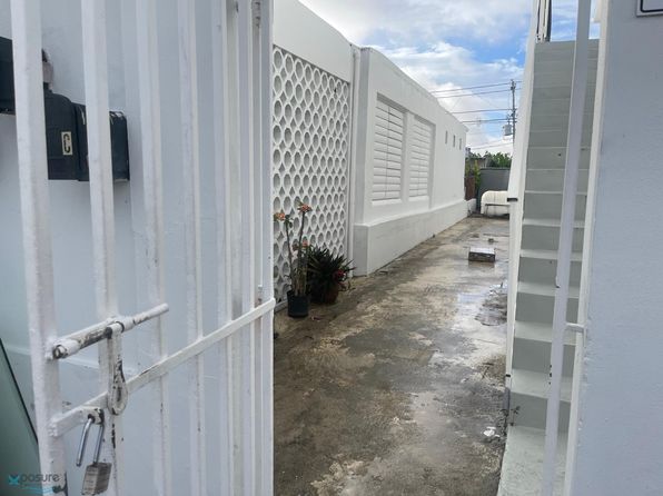 470 Calle Santa Marina, Carolina, PR 00982