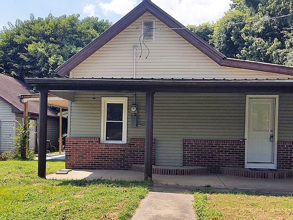3rd image of 207 Butler St