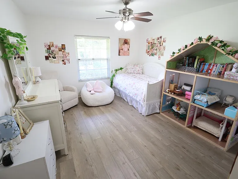 1763 N Vallejo Way — Photo 7