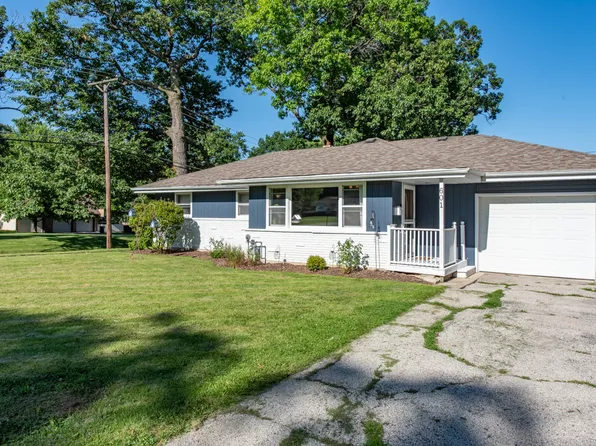 601 College Ave, Winthrop Harbor, IL 60096