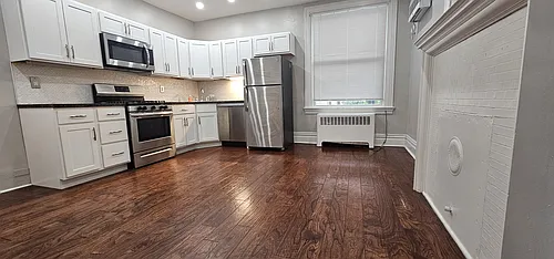 431 Shady Ave #2 Photo 1