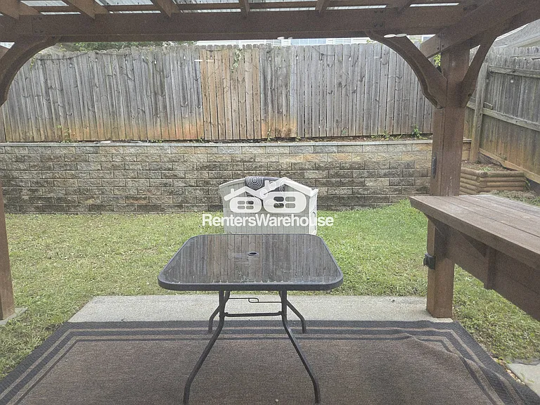 528 Highland Falls Dr — Photo 18