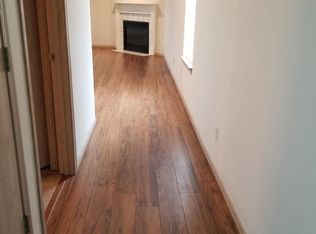 501 NE 1st St APT A, Oak Grove, MO 64075