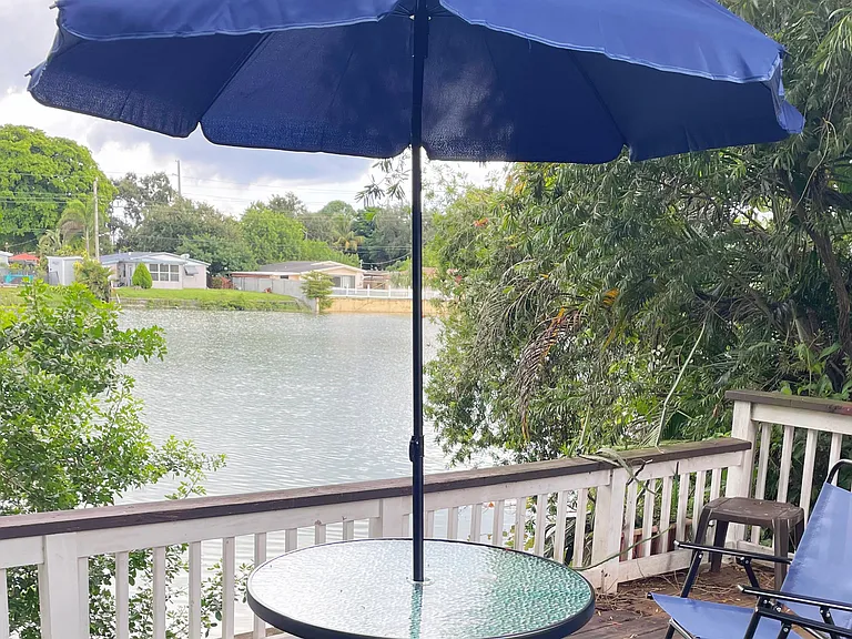 S Farragut Dr — Photo 7