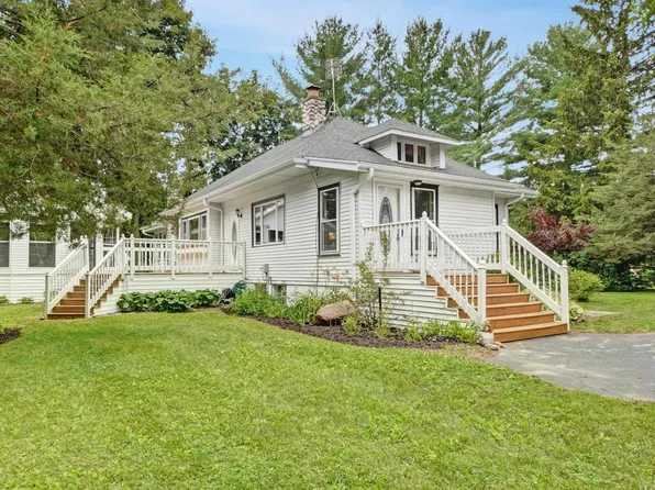 156 Felix STREET, Wales, WI 53183