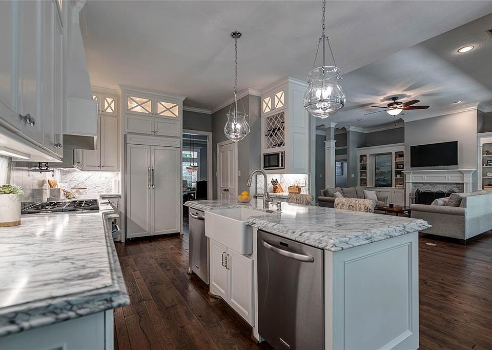 1st image of 6212 Hickory Hollow Ln